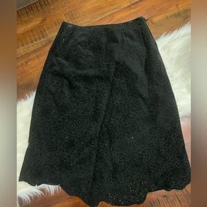 DKNY City Black Genuine Suede Skirt Size 6 Side Zip Lined Midi